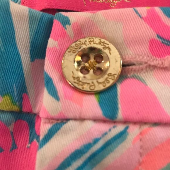 Lilly Pulitzer Buttercup Stretch Shorts Size 4 Scalloped Hem Carnival Coral - Picture 5 of 10